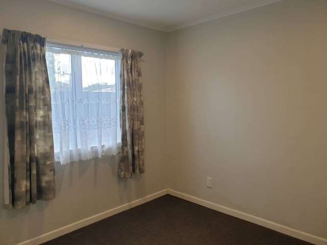 2/16 Cambridge Road Manurewa_4