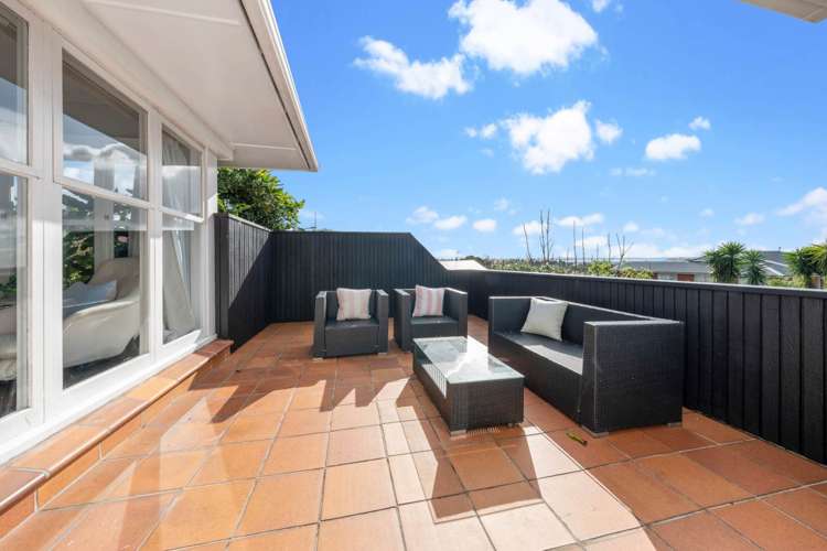 4301 Great North Road Glendene_7