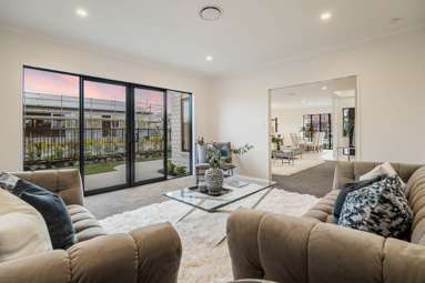 91 Parish Drive_4