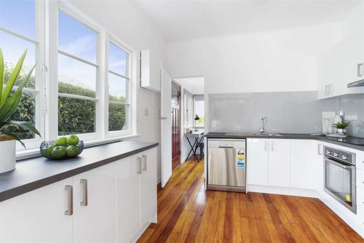 28 Westmere Crescent Westmere_6