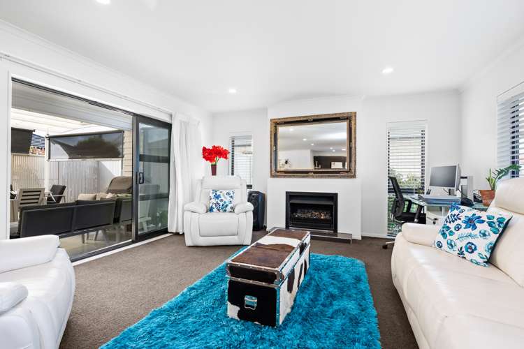 8 Stace Hopper Drive One Tree Point_29