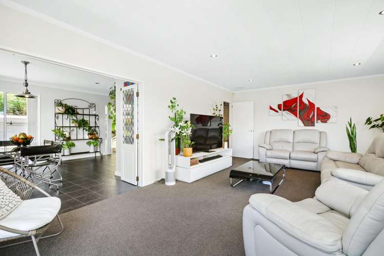 57 Holland Street Wainuiomata_10