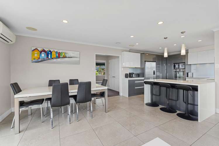 56 Waldorf Crescent Orewa_25