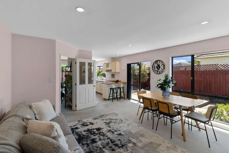 2/12 Carlsen Street Burwood_7