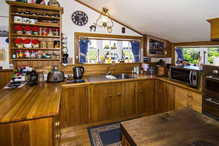 3228 State Highway 2 Carterton_19