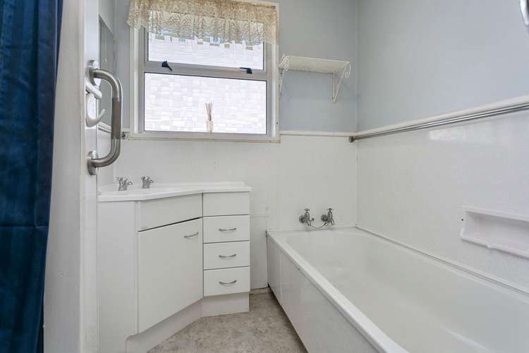 6 Hillary Place Leamington_12