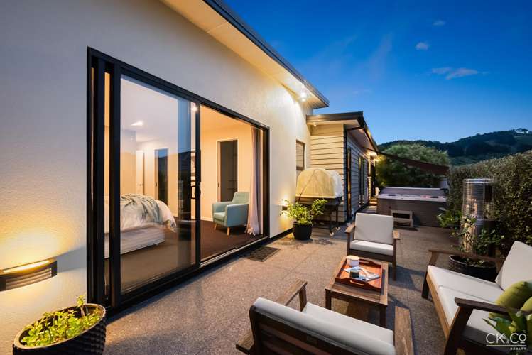 6 Te Ahi-Parera Place Korokoro_25