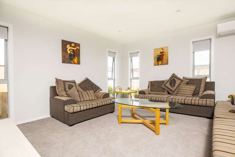 18 Tarata Grove 10754_4