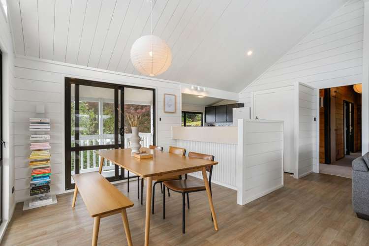 1210 Hikuai Settlement Road Pauanui_13