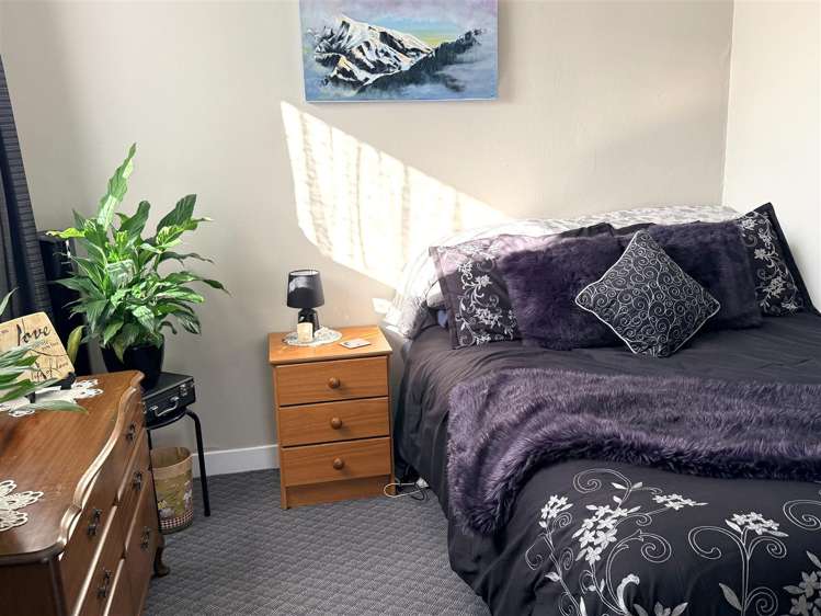 12 Keith Road Paroa_29