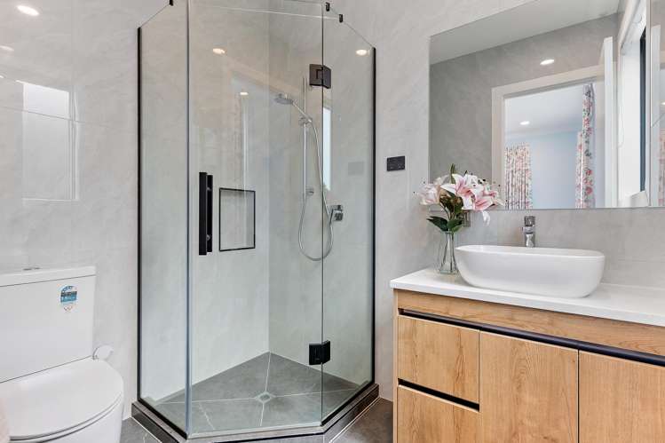 73 Joshua Carder Drive Hobsonville_19