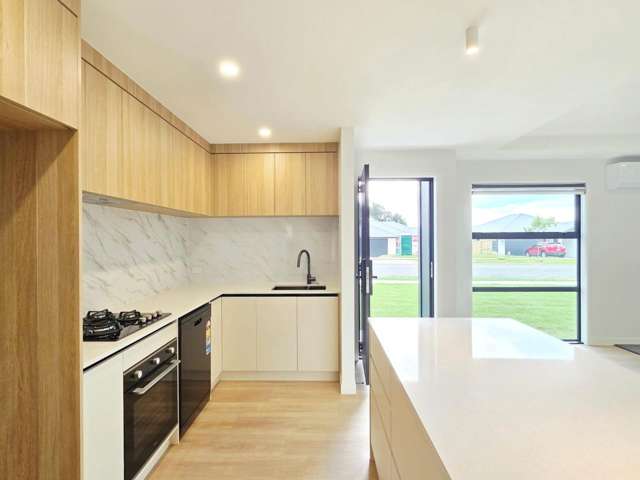  81 Maru Terrace Wharewaka_2