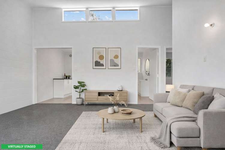 2/33 Grassways Avenue Pakuranga Heights_1