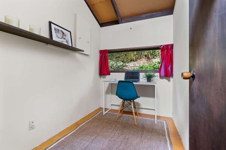 23 & 23A Porterfield Street Macandrew Bay_17