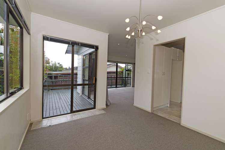 2/36 Takapu Street Henderson_2