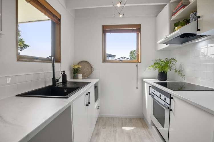 8a Quest Terrace Mount Roskill_13