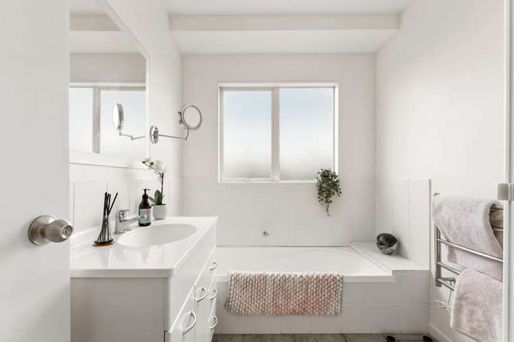 77 Golf Road Warkworth_13