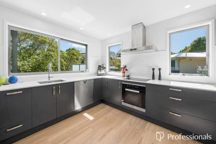 17 Martin Grove Normandale_10