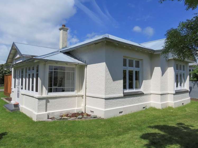 3 Layard Street Windsor_13