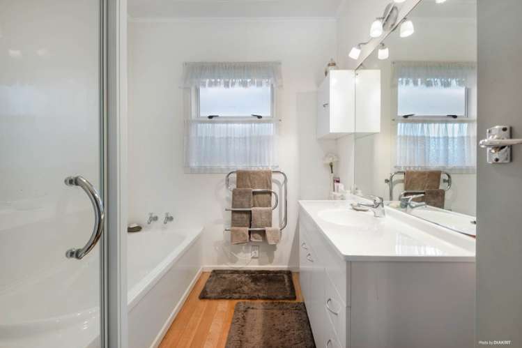 142 Kitchener Road Pukekohe_9