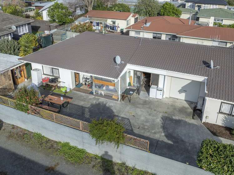 2/1017 Tomoana Road_0
