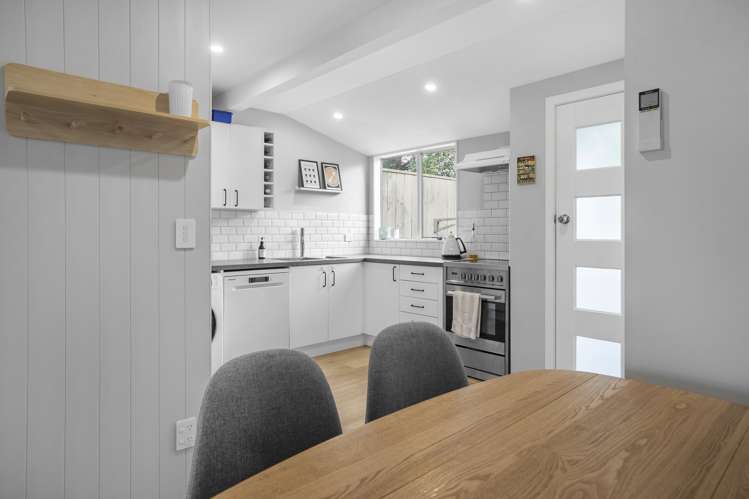 4/6 Richmond Street Petone_5