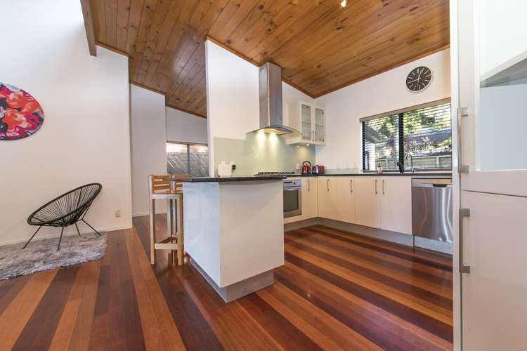 20 Kauri Point Road Laingholm_5