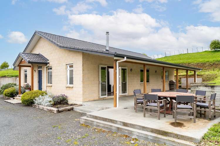 28 Wrights Road Raglan_16