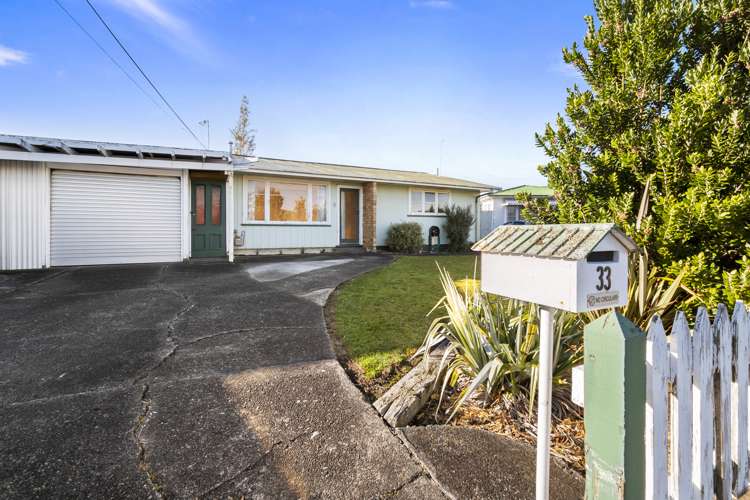 33 Edinburgh Street Feilding_15