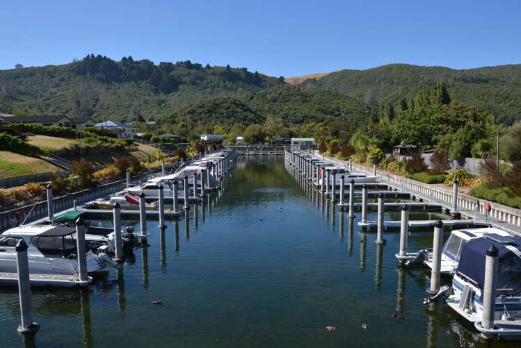 11 Keitha Place Kinloch_14