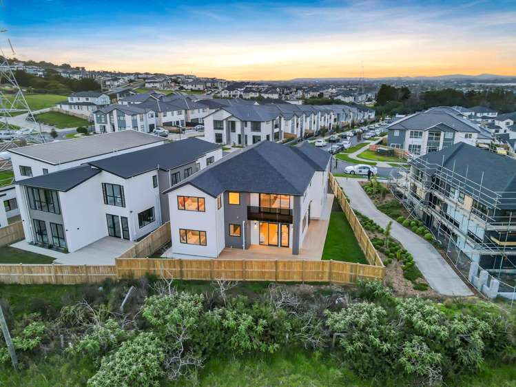 64 Koromeke Street Flat Bush_22