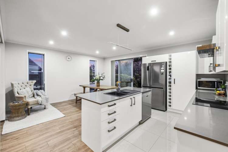 59 Benmore Crescent Pyes Pa_6