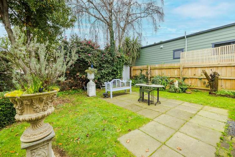 54 Eastbourne Street Caversham_18