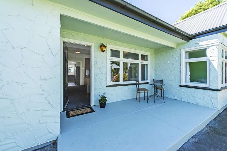 13 Lee Street Southbridge_14