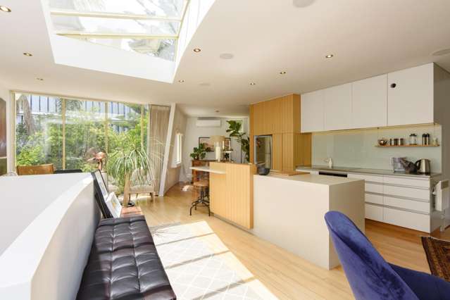 Light and luxury meet great location