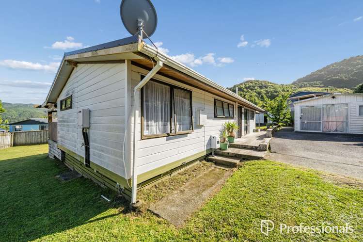41 Antrim Crescent Wainuiomata_12