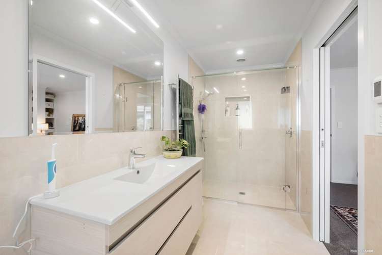 3 Ian Gordon Lane Orewa_18