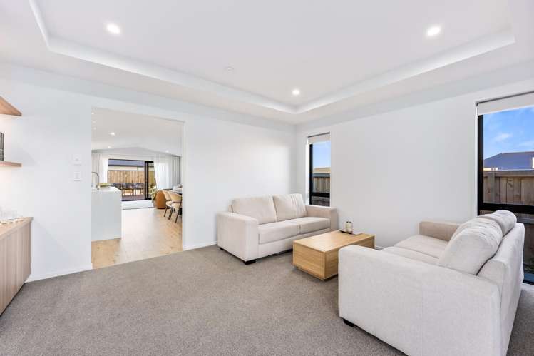 3 Earlsbrook Boulevard Lincoln_9