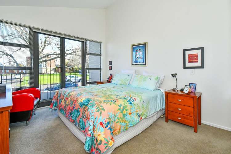 2/8 Landscape Road Papatoetoe_12