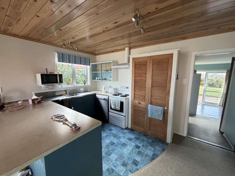 95B Town Point Road 1098_4