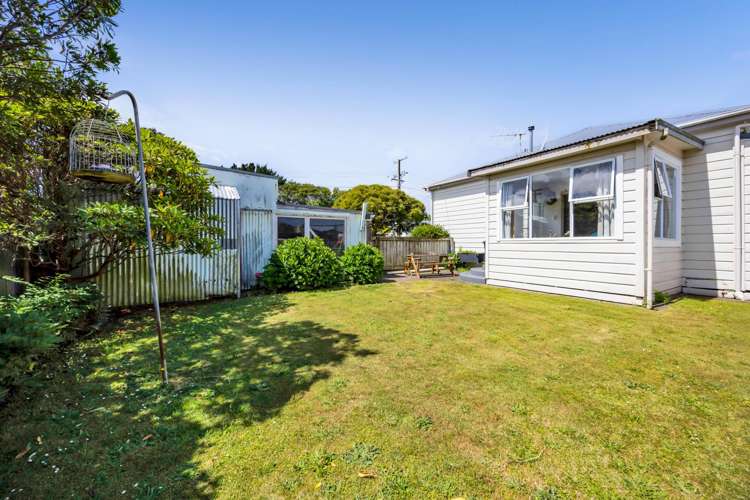 36 Hunter Street Hawera_24