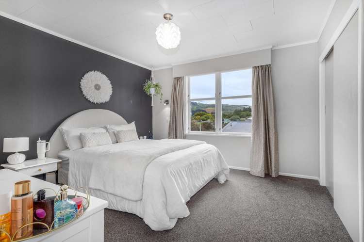 4 Lane Crescent Tawa_10