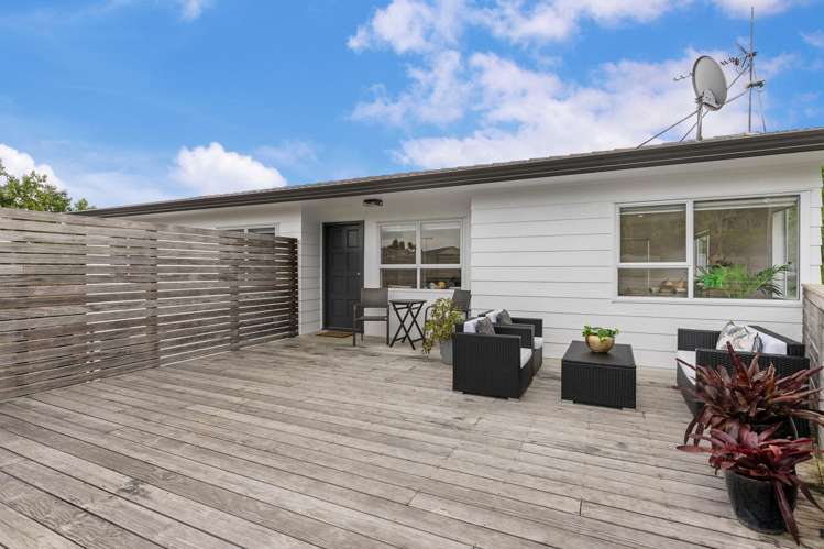 69 Athena Drive Totara Vale_9