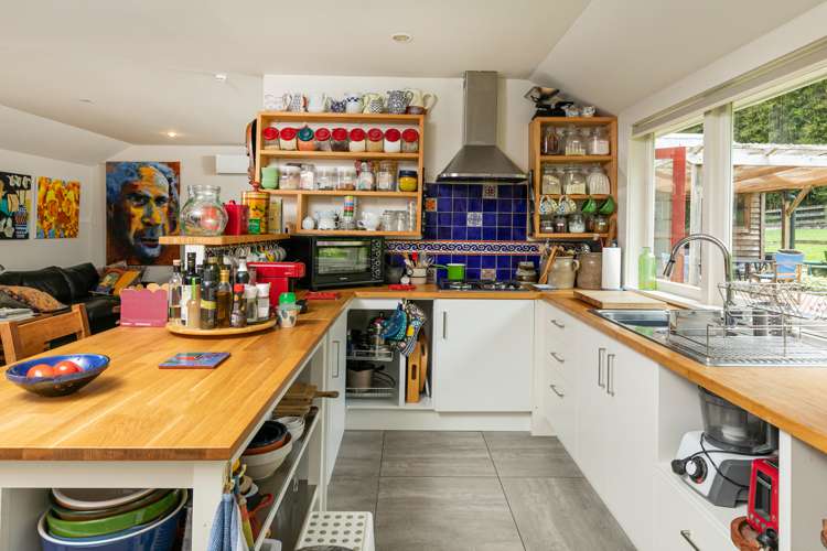 278a Forest Hill Road Waiatarua_21