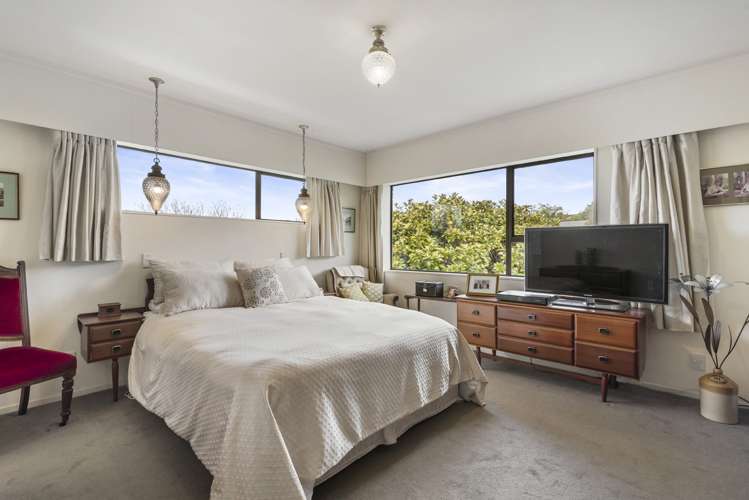 21 Amante Crescent Mairangi Bay_18