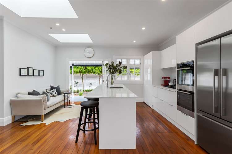 1/8 Wernham Place Northcote_13