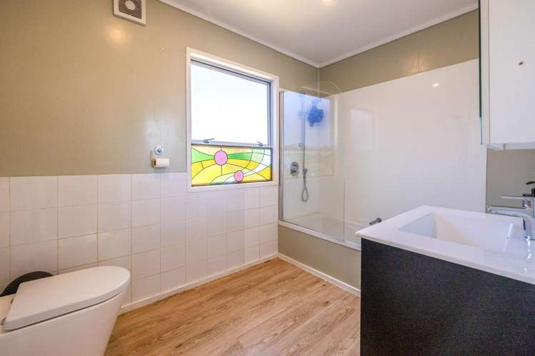 20 Te Makiri Road Onetangi_12