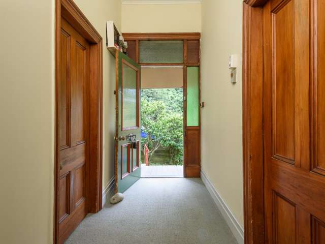 11 Adams Terrace Aro Valley_1