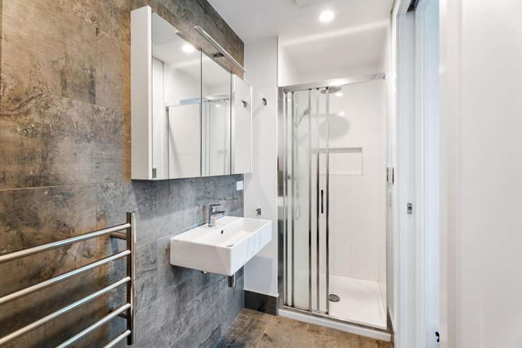 108/64 Great South Road_5