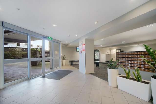 1321/430 Queen Street 10015_1